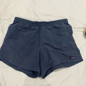 Patagonia Women’s Sz Small Baggies Shorts 5” Inseam in Blue